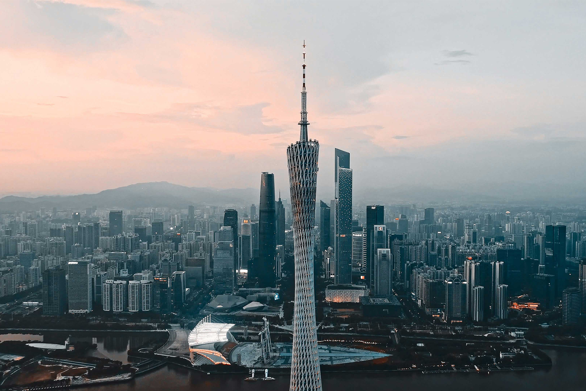 芒果体育·美妆领航者